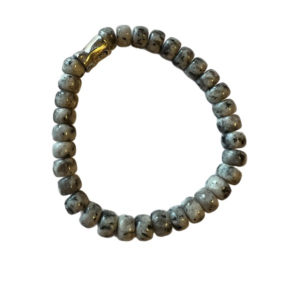 Lizou Set of Three Earth-tone Bracelets - Picture 5 of 7